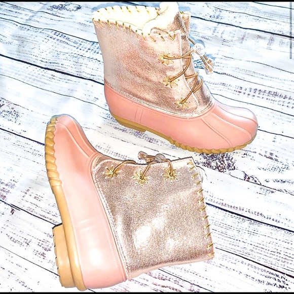 Olivia Miller Other - NEW Olivia Miller Glow Getter pink gold duck boot